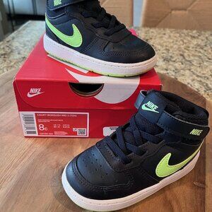 Nike Borough Mid Kids